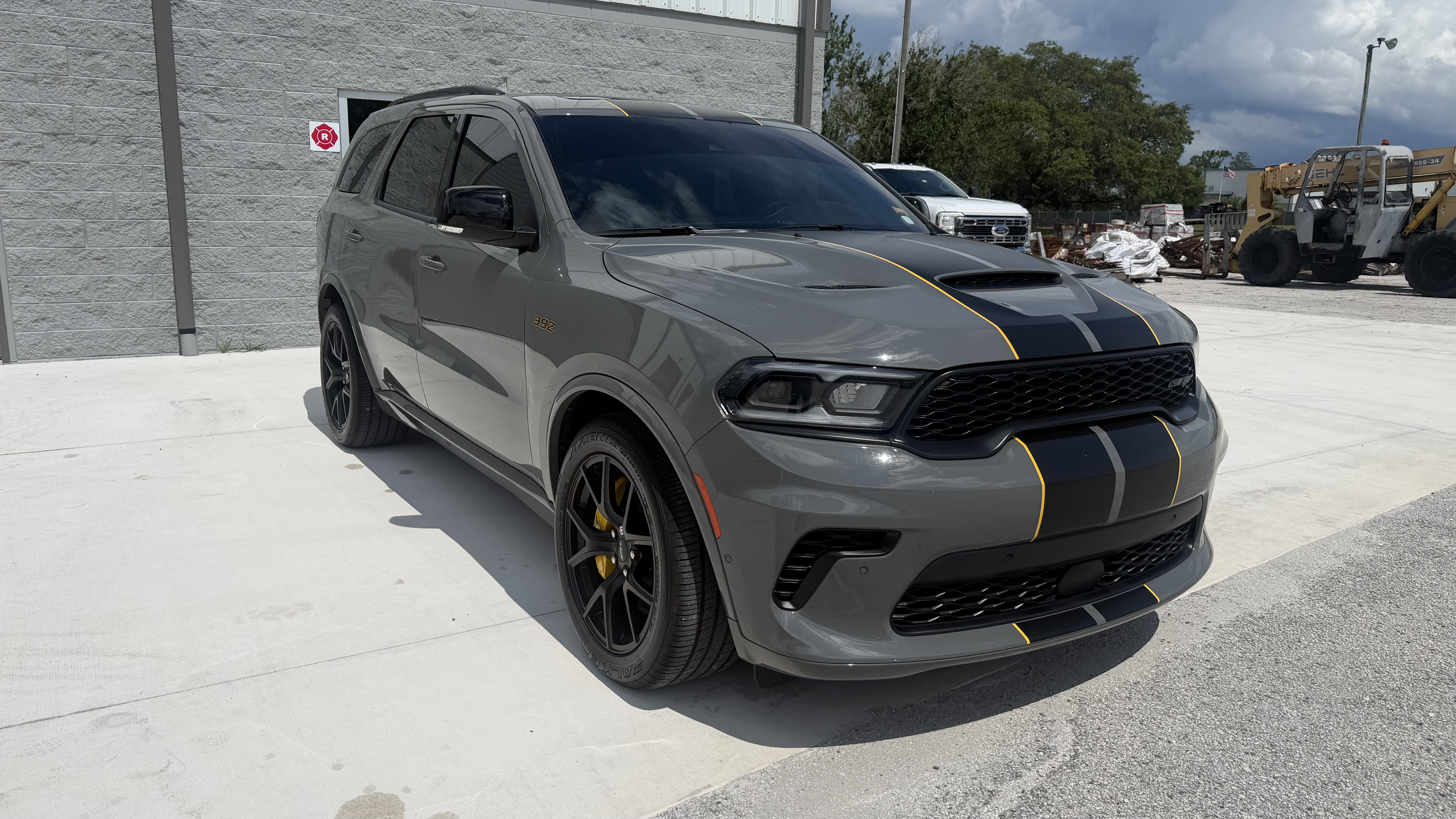 Feature vehicle